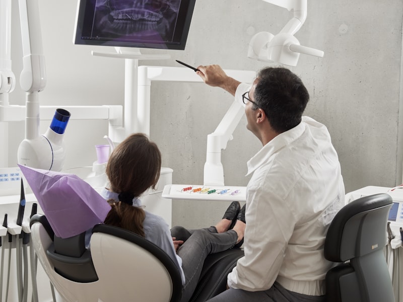 How Professional Teeth Cleaning Works: Behind the Ultrasonic Scaler